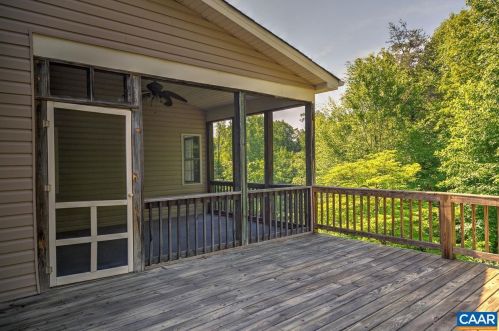 17 Shortwood Cir, Bybee VA  22963-2747 exterior