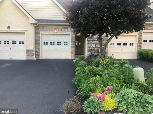 2405 Sentry Ct, Norristown, PA 19401-1854