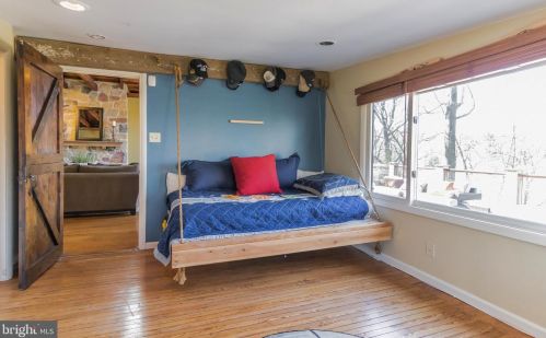 23 Dunminning Rd, Newtown Square PA  19073-1801 exterior