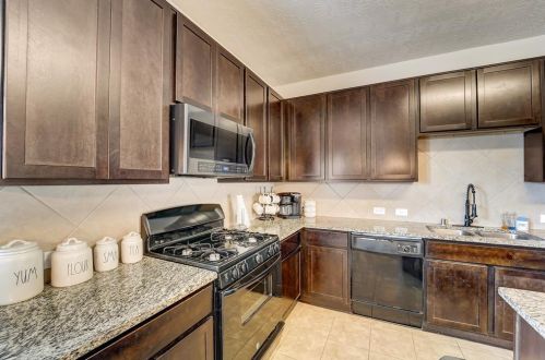 2310 Emerald Ln, Texas City TX  exterior