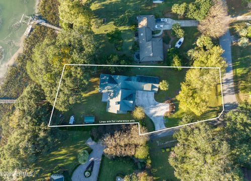 700 Sunset Cir, Beaufort, SC 29906-9426