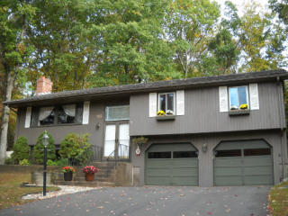 56 Slater Rd, Glastonbury CT  06033-1801 exterior