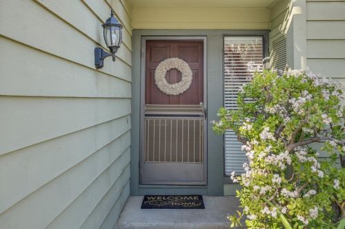 1581 Camden Village Cir, San Jose, CA 95124-6570