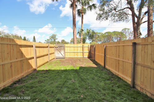 3911 Mount Sterling Ave, Titusville FL  32780-5712 exterior