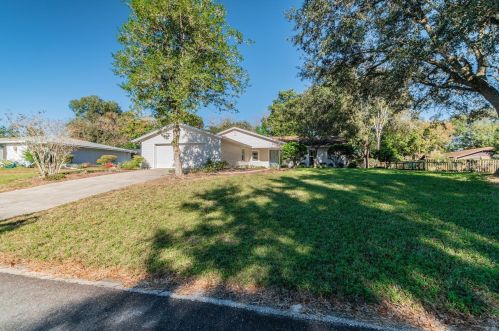 2655 Concord Rd, Deland, FL 32720-1414