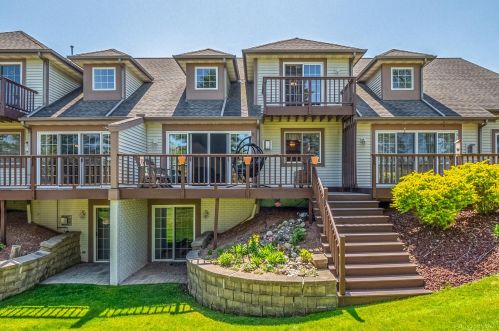 189 Pine Ridge Ct, Mishicot WI  54228-9515 exterior
