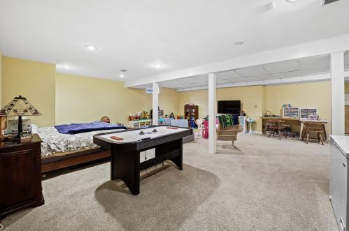 14641 Horseshoe Bend Ct, Granger IN  46530-8231 exterior