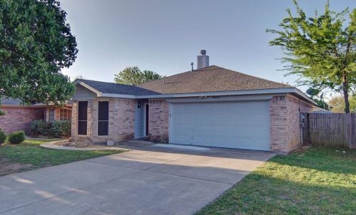 10225 Brea Canyon Rd, Fort Worth, TX 76108-4953