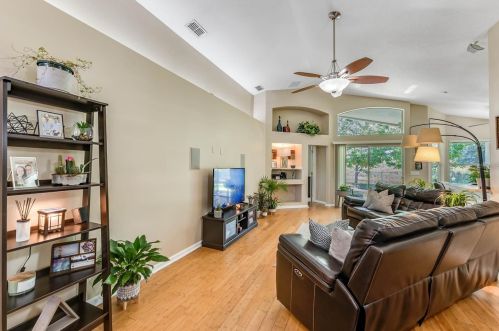496 Misty Oaks Run, Casselberry, FL 32707-2821
