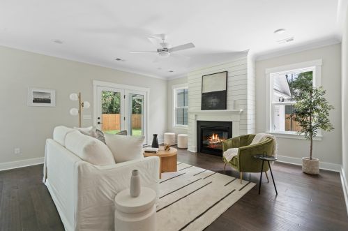 1872 Rifle Range Rd, Mount Pleasant SC  29464-9437 exterior