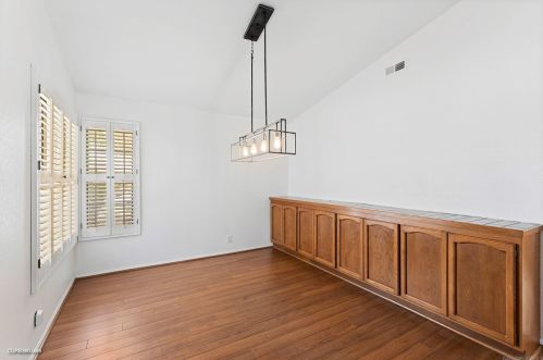 2021 Sonora Ct, Vista CA  92081-8946 exterior