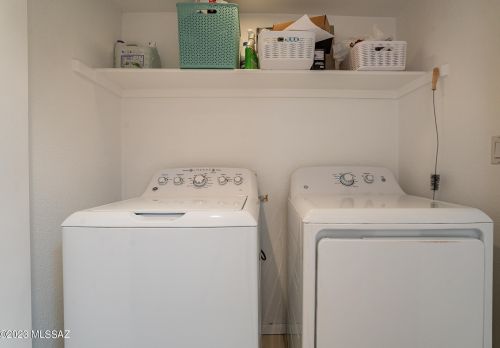 5221 1st Ave, Tucson AZ  85718-4701 exterior