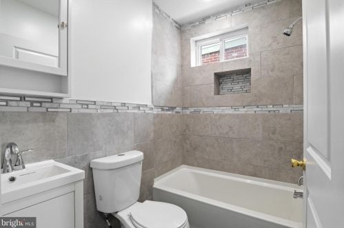 5627 Hazel Ave, Philadelphia PA  19143-1935 exterior