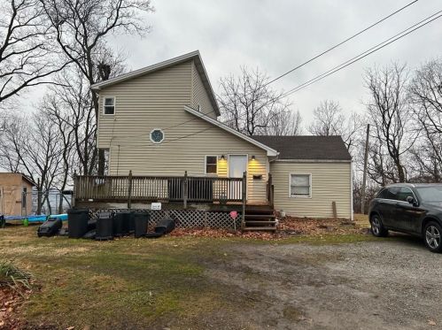 2 Boundary Way, New Kensington, PA 15068-5047