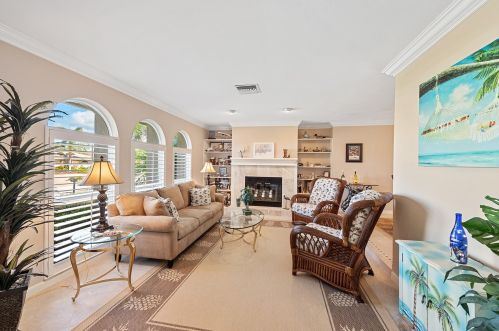 143 Leeward Ct, Marco Island, FL 34145-4111