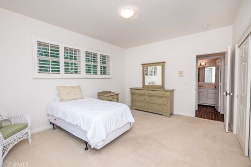 1520 Bonita Vista Dr, San Bernardino CA  92404-2104 exterior