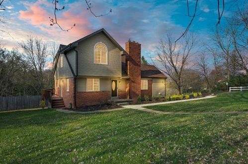 119 Applewood Dr, Gibsonia, PA 15044-9224