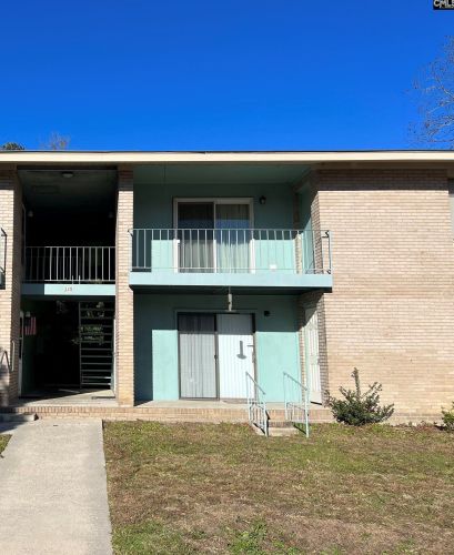335 Main St, Lexington SC  29072-2640 exterior