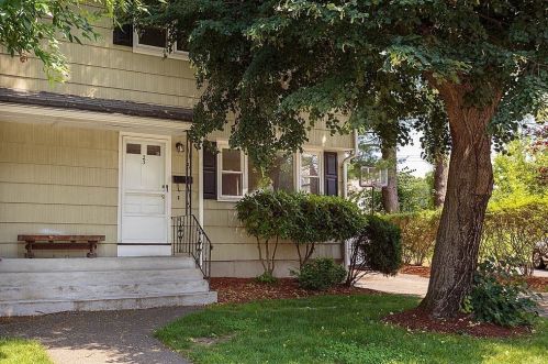 23 George Rd, Winchester, MA 01890-1121