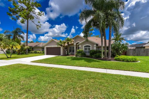 110 Waterway Rd, West Palm Beach, FL 33411-1543