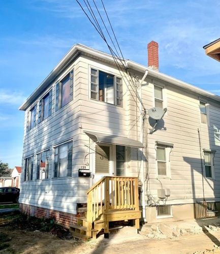 135 Cumberland St, Providence, RI 02908-1417