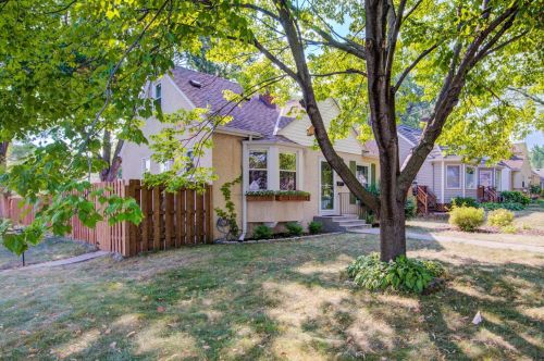 3101 Edgewood Ave, Minneapolis, MN 55426-3422
