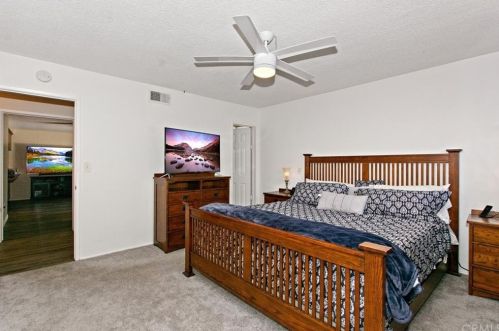 9342 Los Angeles St, Bellflower CA  90706-4446 exterior