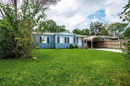 1103 12th 1/2 St, Texas City, TX 77590-5852