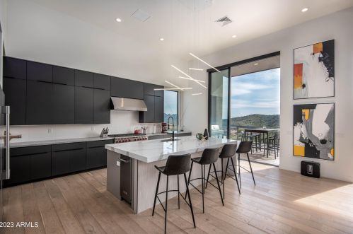 13218 17th Pl, Phoenix AZ  85022-5069 exterior