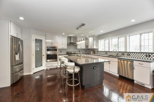 703 Tremont Ave, South Plainfield NJ  07080-3993 exterior