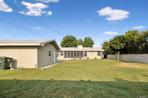 3287 Lugo Ave, San Bernardino CA  92404-2245 exterior
