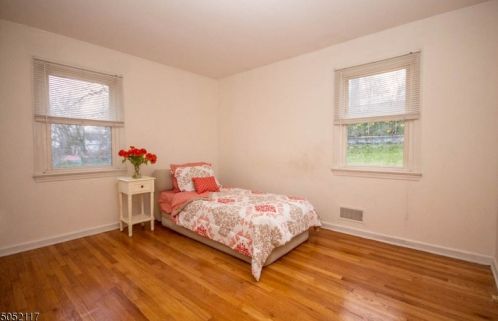 41 Main St, Wantage NJ  07461-2306 exterior