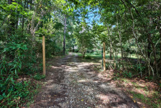 9179 Ravena Rd, Tallahassee, FL 32309-1436