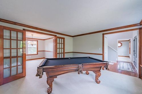 3058 Haberlein Rd, Gibsonia, PA 15044-8232