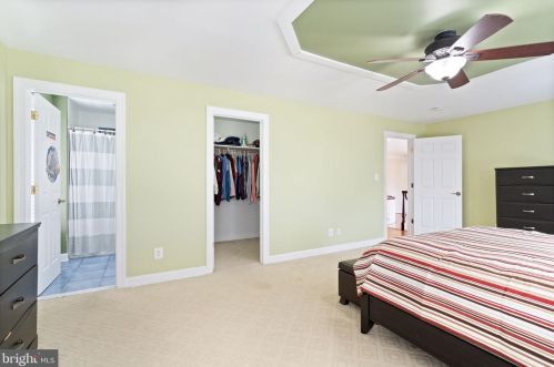 15840 Parnell Ct, Haymarket VA  20169-1667 exterior