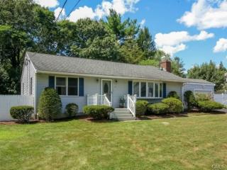 57 Derby Pl, Stratford, CT 06614-2017