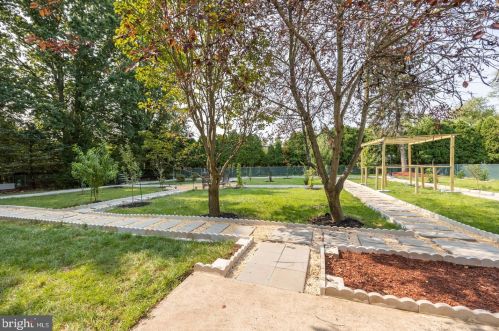 1700 Morgan Ln, Collegeville PA  19426-2859 exterior