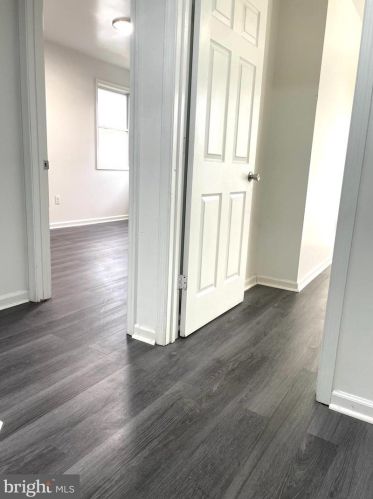 402 Division St, Riverton NJ  08077-2146 exterior