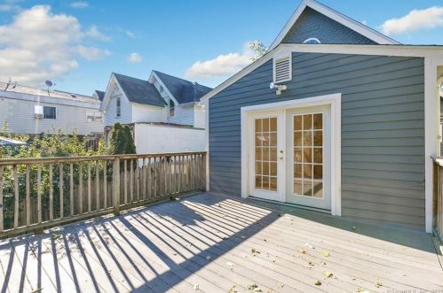 78 Warren St, Stamford, CT 06902-4022
