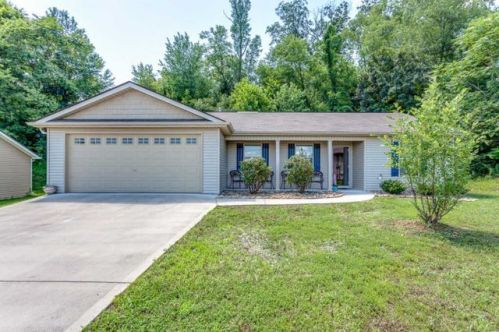7380 Kennon Park Ln, Knoxville, TN 37909-3068