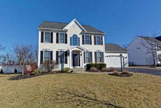 25 Outlook Dr, Mechanicville NY  12118-3642 exterior