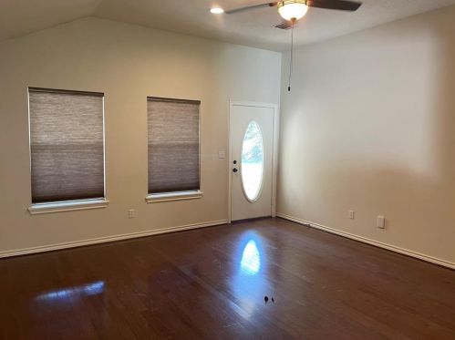 10821 Royal Pines Dr, Conroe TX  77303-2760 exterior