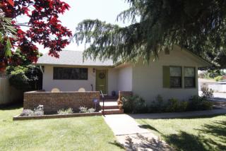 1104 Saginaw Way, Fresno, CA 93705-2747
