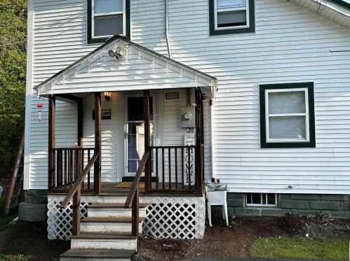 293 Plains Rd, Unity NH  03743-4531 exterior