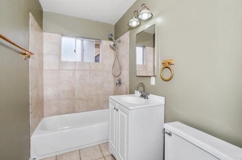 7231 Blackton Dr, La Mesa CA 91941-7560 exterior