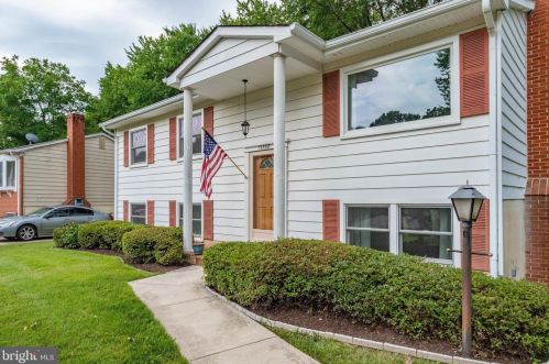 13888 Montoclair Ln, Woodbridge VA  22193-4467 exterior