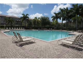 1230 147th Ter, Hollywood FL  33027-6183 exterior