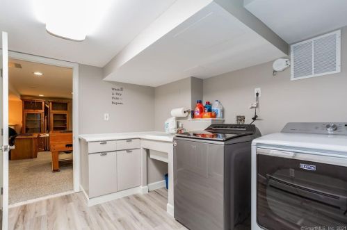 53 Paul St, Bristol CT  06010-5578 exterior