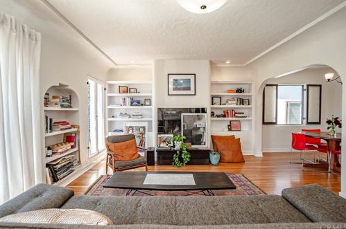 232 Euclid Ave, Long Beach CA  90815-2518 exterior