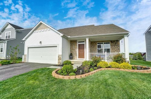 2059 Trophy Dr, Marysville, OH 43040